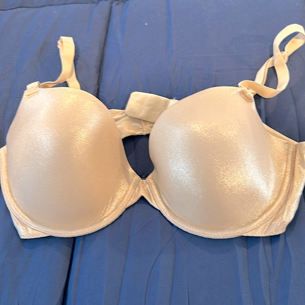 NWOT Victoria’s Secret bra size 38B